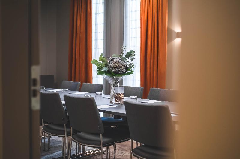 Elite Plaza Oernskoeldsvik Otel Dış mekan fotoğraf