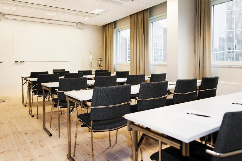 Elite Plaza Oernskoeldsvik Otel Dış mekan fotoğraf