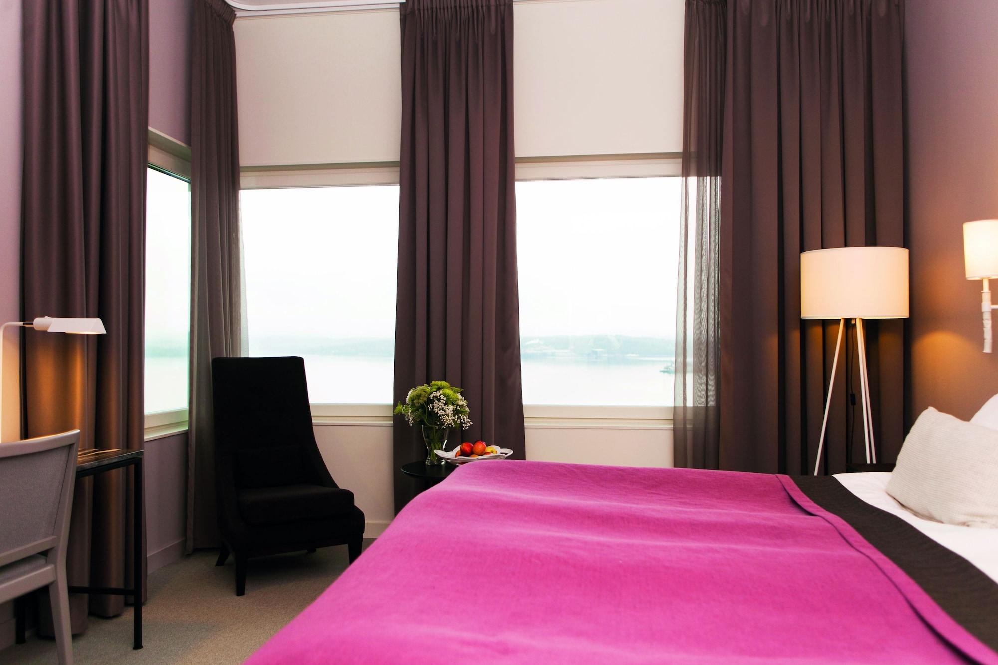 Elite Plaza Oernskoeldsvik Otel Dış mekan fotoğraf
