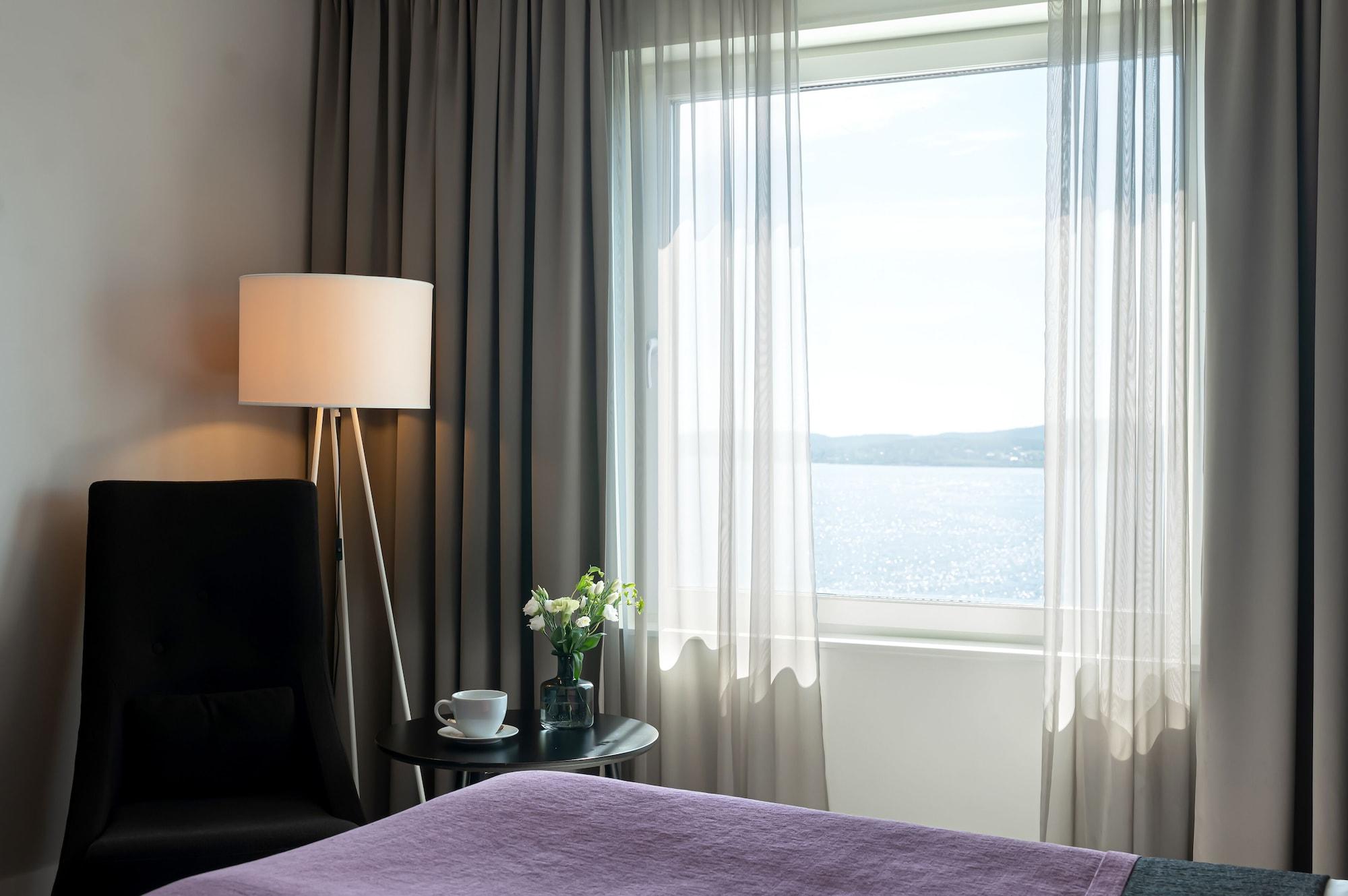 Elite Plaza Oernskoeldsvik Otel Dış mekan fotoğraf