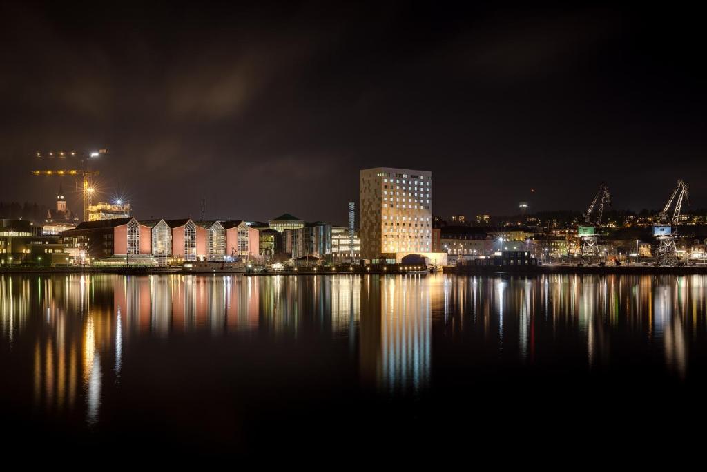 Elite Plaza Oernskoeldsvik Otel Dış mekan fotoğraf
